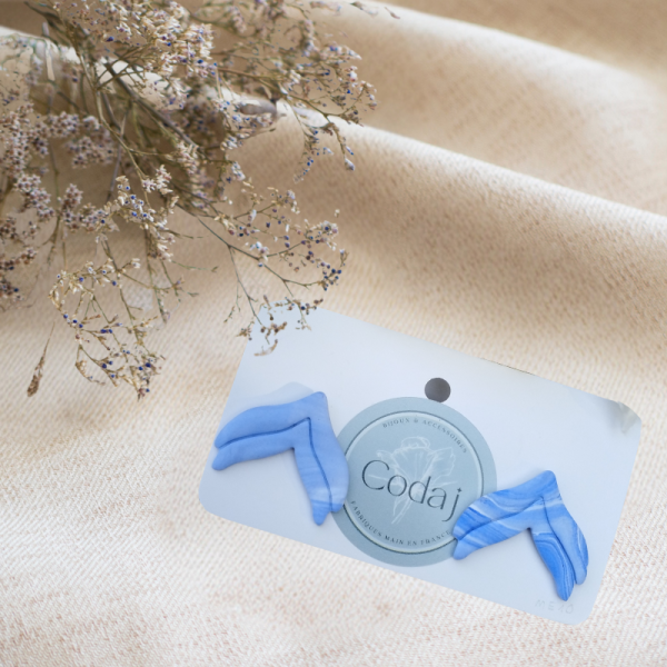 ME11 - Boucles d'oreilles effet marbré bleu et blanc