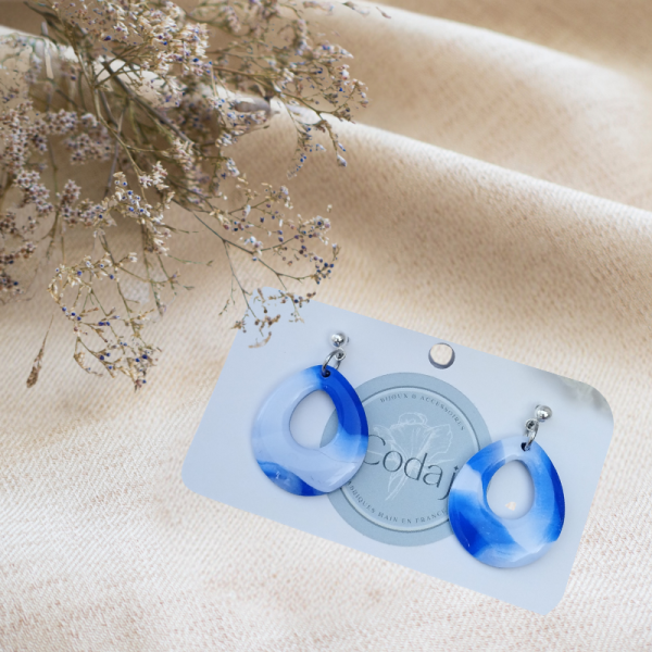 ME14 - Boucles d'oreilles blanches et bleues