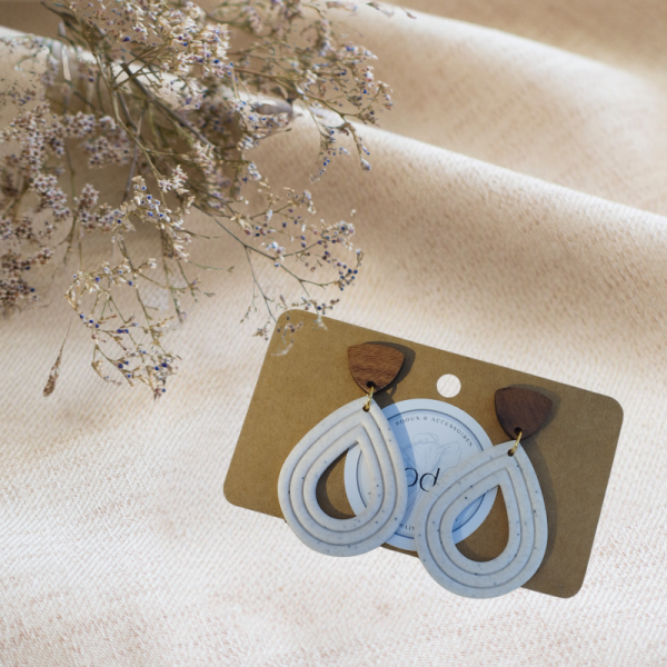 SA4 - Boucles d'oreilles crème sablée