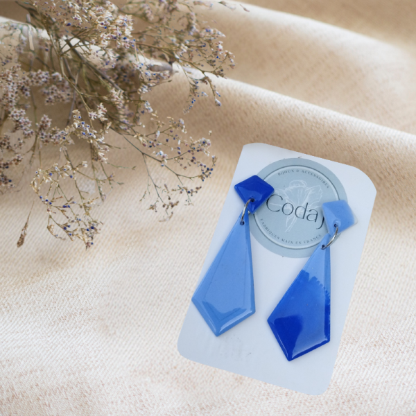 ME15 - Boucles d'oreilles longues bleues en losange