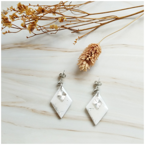 REV14 - Boucles d'oreilles Réveillon - "Losange" blanc/argenté